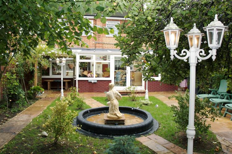 Fountain & Landscaping